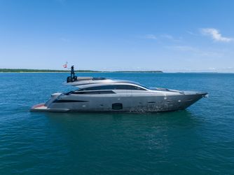 90' Pershing 2017 Yacht For Sale